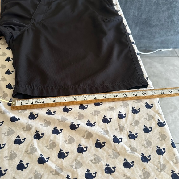 Wrangler Black Cargo Shorts Athletic Style - Picture 10 of 16